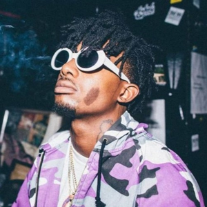 白丝校花污h自慰
